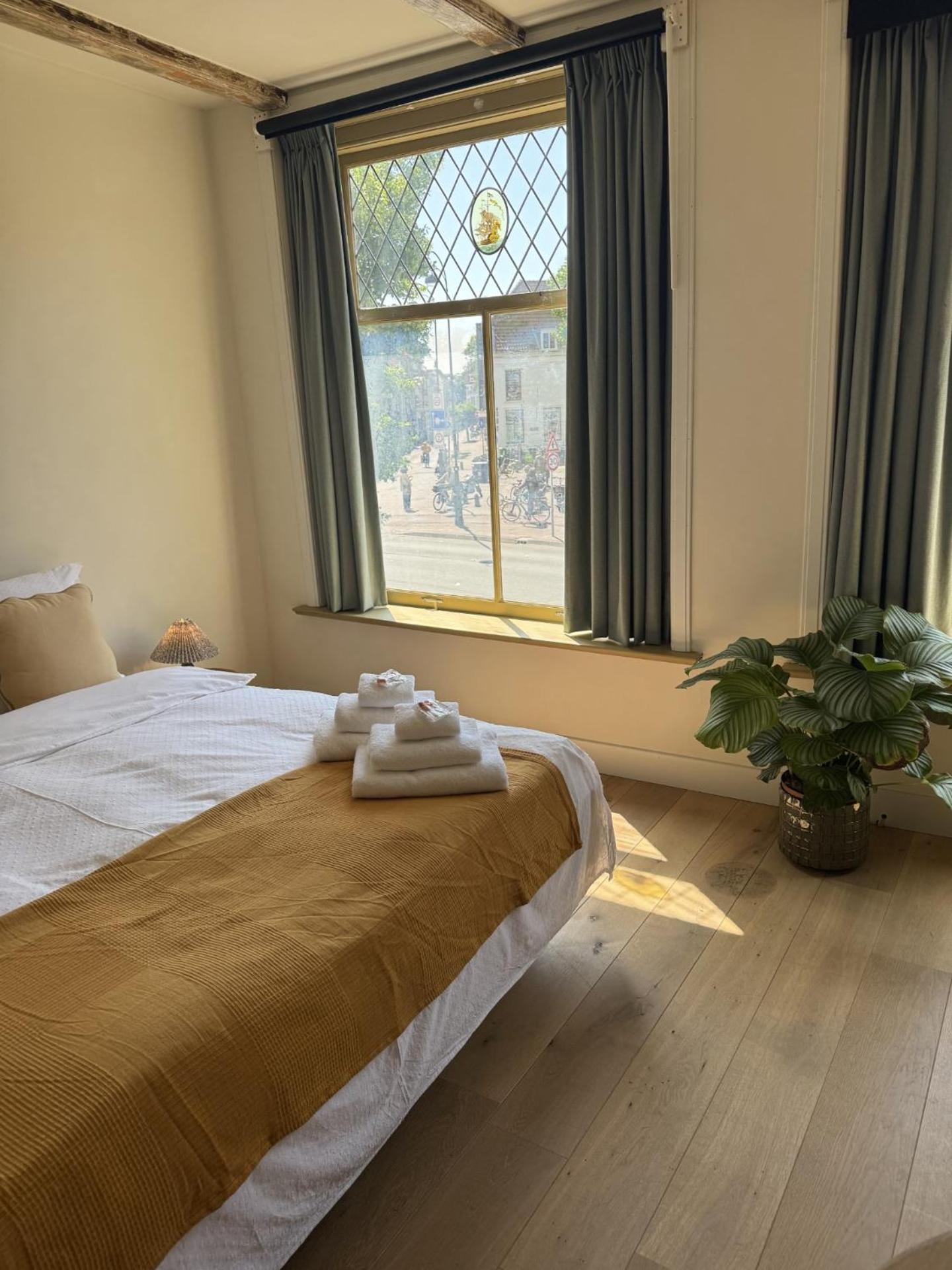 ハーレム The Hazel House Bed & Breakfast エクステリア 写真